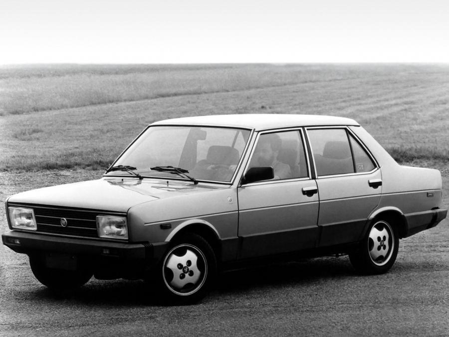  Fiat 131 Supermirafiori "Volumetrico Abarth" 1981 года  (фото 1 из 4)